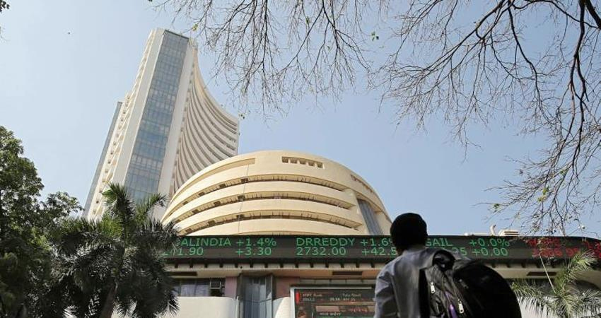 सेंसेक्स, निफ्टी में शुरुआती कारोबार में निवेशकों के बीच सावधानी भरा रुख सेंसेक्स, निफ्टी में शुरुआती कारोबार में निवेशकों के बीच सावधानी भरा रुख